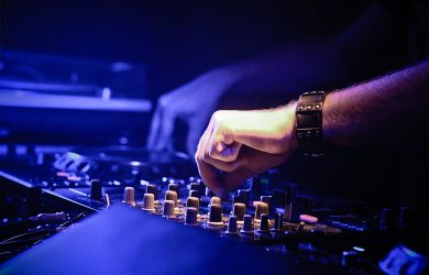 DJ in the Mix